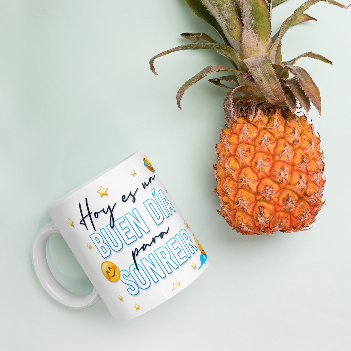 Taza con Frase "Hoy es un Buen Día para Sonreír" - Resistente y Brillante ideal para disfrutar de un buen café o té.
