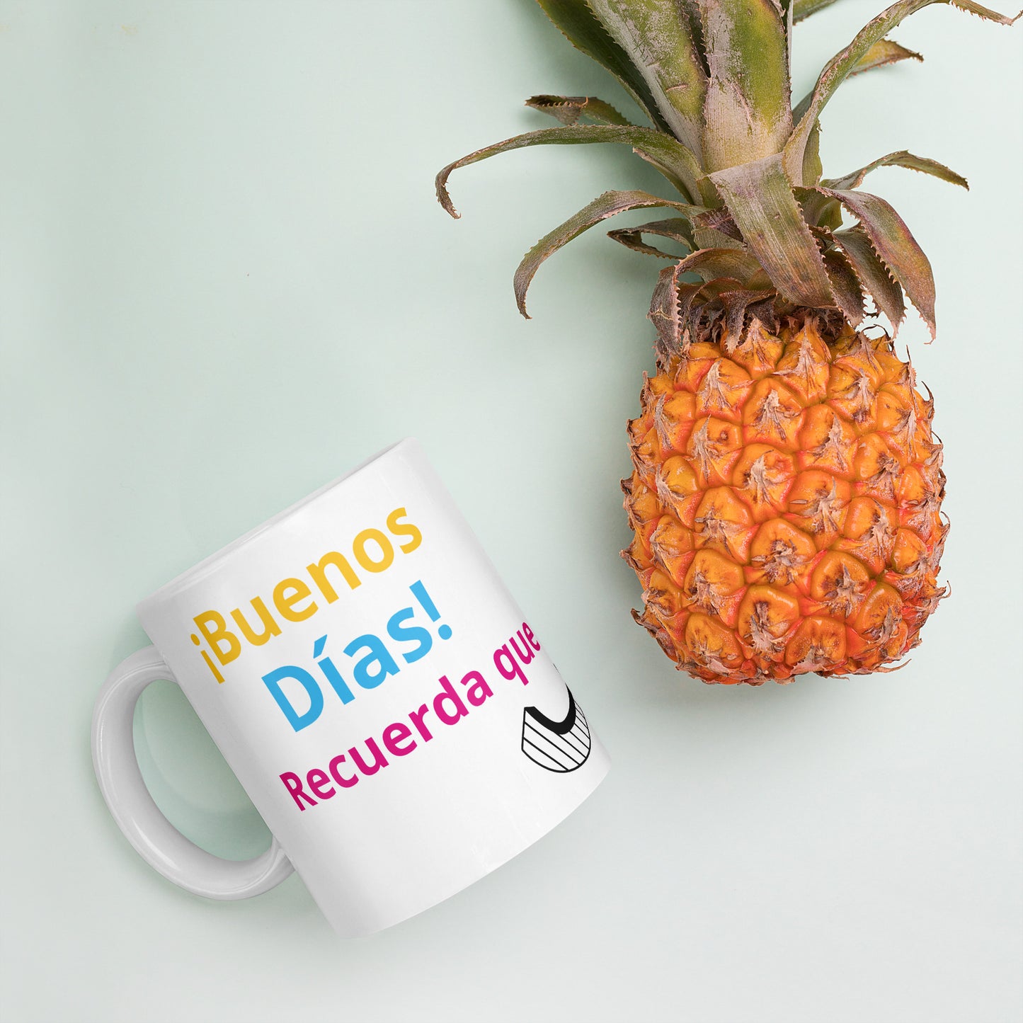 Taza con Frase "Buenos Días, Recuerda que si Dios es Todo lo que Tienes Entonces tienes todo lo que Necesitas" - Inspiración Matutina