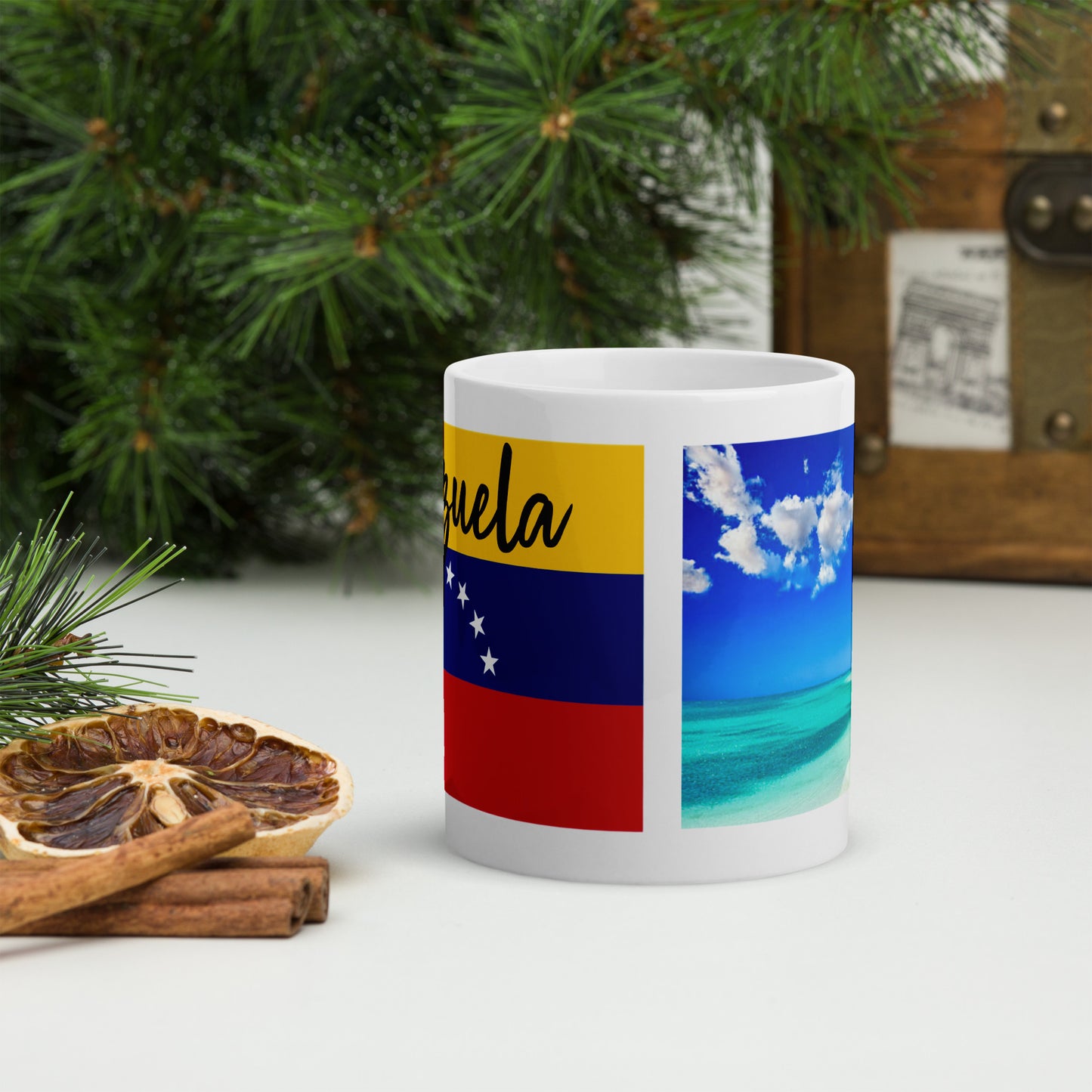 Taza blanca brillante con Bandera de Venezuela